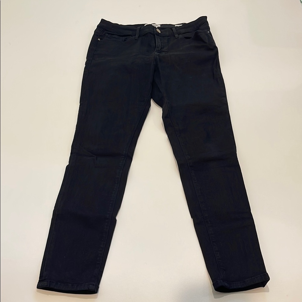 Frame Denim Black Straight Leg Jeans Timeless Design Le Skinny de Jeanne
